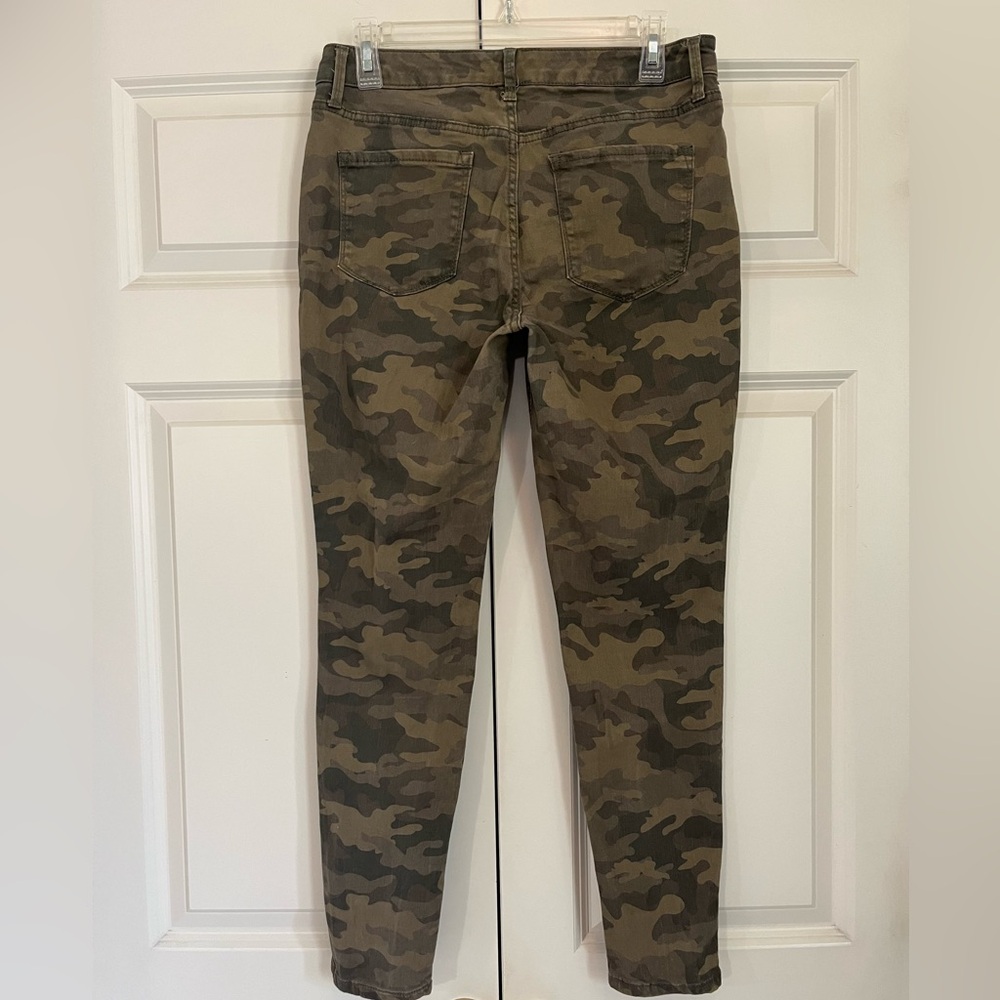 Vintage Nine West Gramercy Skinny Ankle Green Camouflage Jeans, Size 8